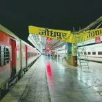 traffic-block-on-madar-palanpur-railway-section