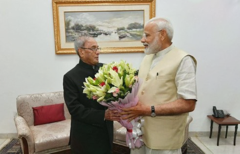 प्रधानमंत्री मोदी ने पूर्व राष्ट्रपति प्रणब मुखर्जी को जयंती पर किया नमन