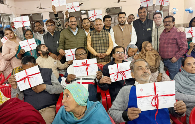 property-certificates-given-300-families-in-lal-do