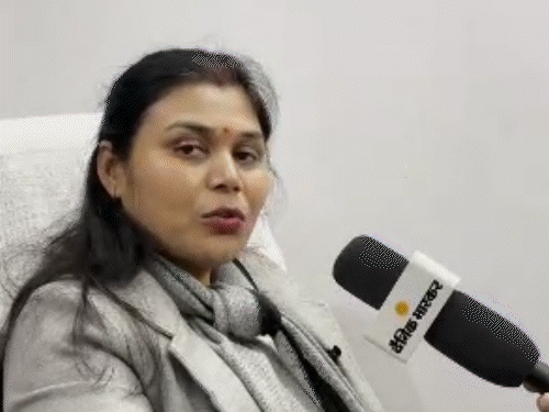 सरकारी नौकरी छोड़ सहजन की कंपनी बनाई:मोदी खाते हैं हफ्ते में 2 पराठे; लखनऊ की डॉ. कामिनी ने मोरिंगा आर्मी बनाई