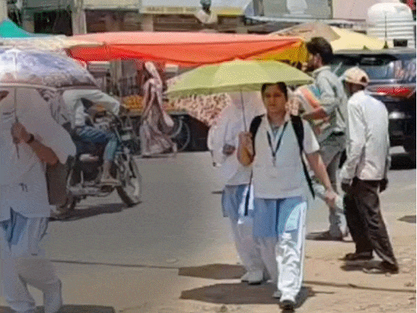 MP के 42 जिलों में आज लू की चेतावनी:टीकमगढ़, छतरपुर-पन्ना में रेड अलर्ट; नौगांव में पारा 46.8, खजुराहो में 46.4 डिग्री रहा
